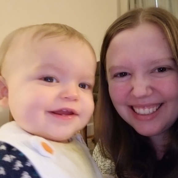 Meet your Posher, Jessica - Picture 2 of 2